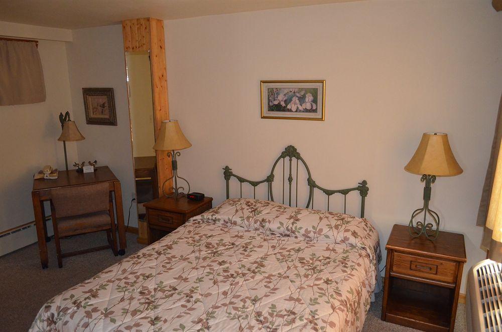 Curriers Lakeview Lodge Rice Lake Exterior foto